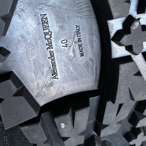 Alexander McQueen Triple Buckle Black Platform Boots 40 $1350 - Picture 9 of 15